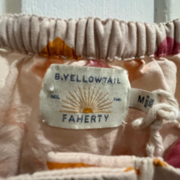 Faherty Byt Sun Road Cali top size medium - Picture 13 of 16